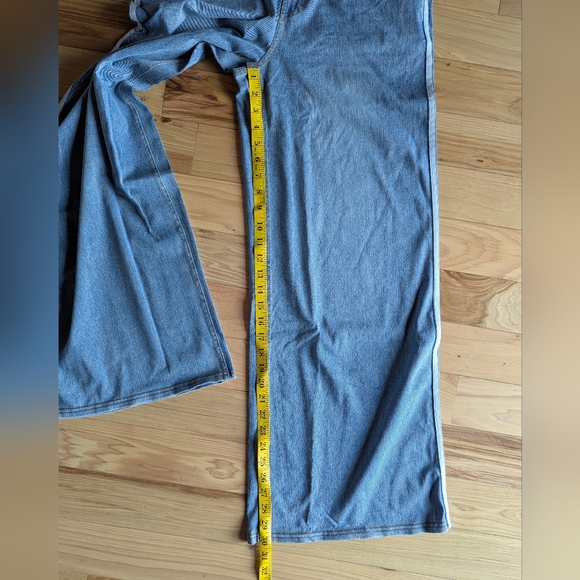 New Halara Wide Leg Jeans Size Large Petite - Picture 9 of 10